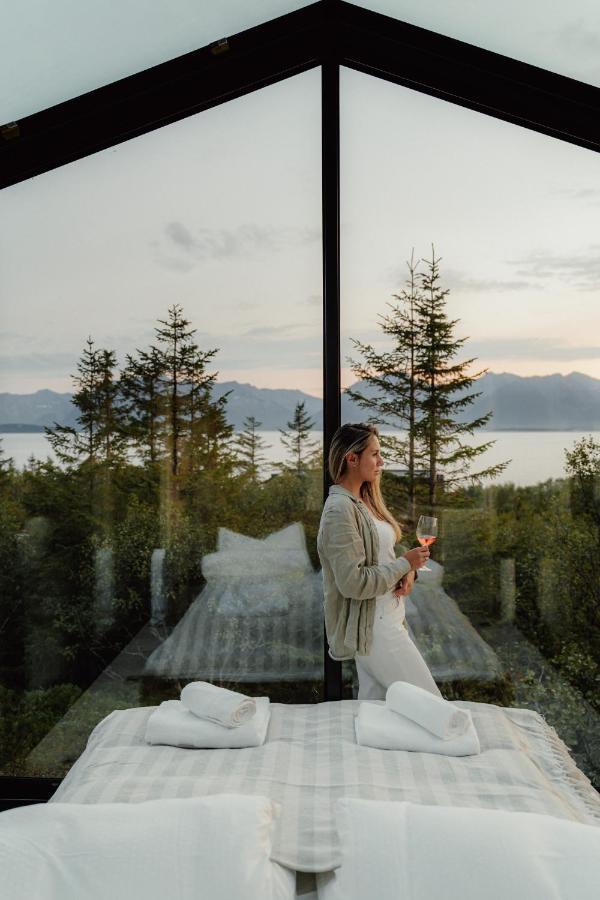 Wonderinn Arctic Utstrand Bagian luar foto