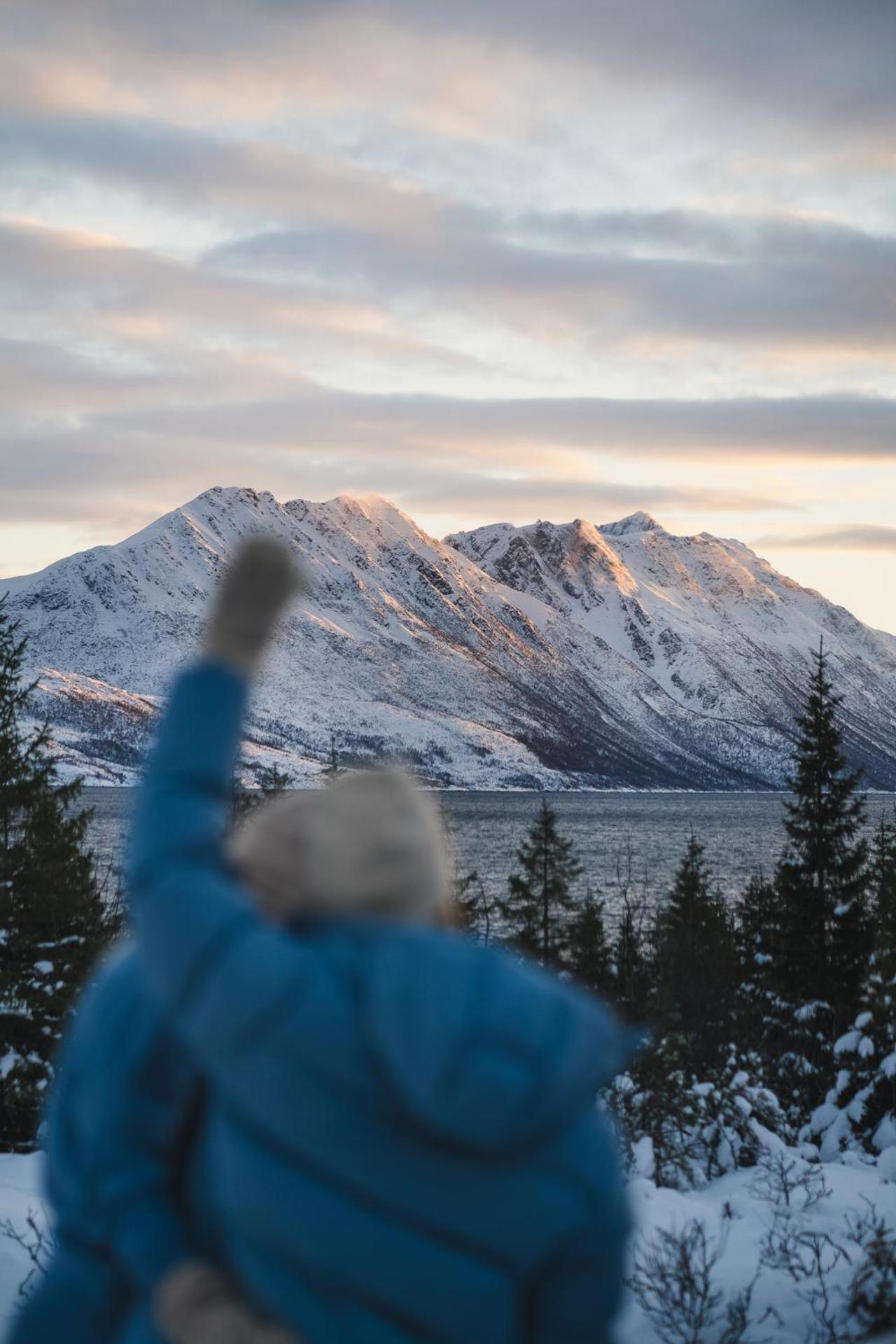 Wonderinn Arctic Utstrand Bagian luar foto